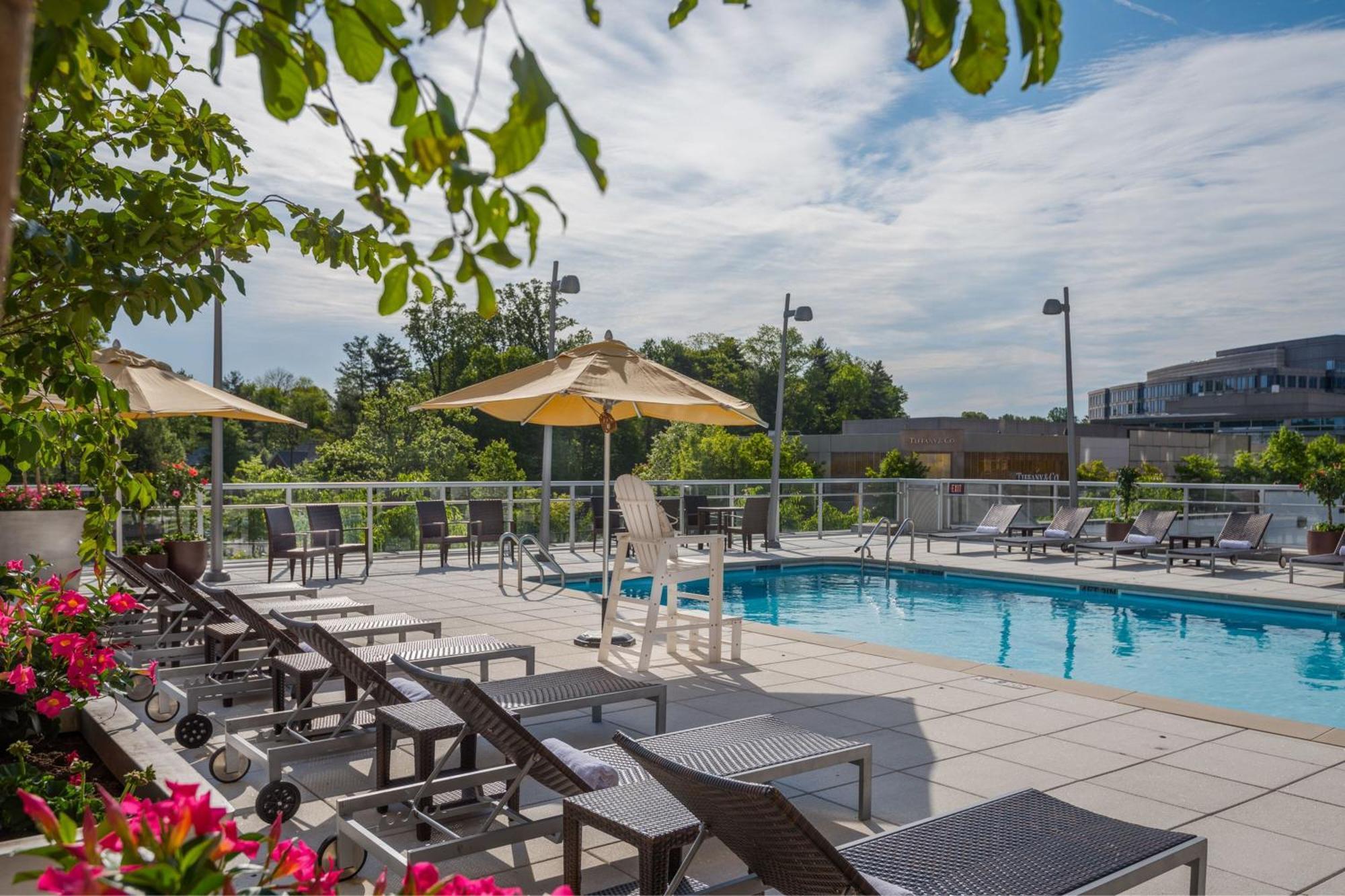 Courtyard By Marriott Bethesda Chevy Chase Otel Dış mekan fotoğraf