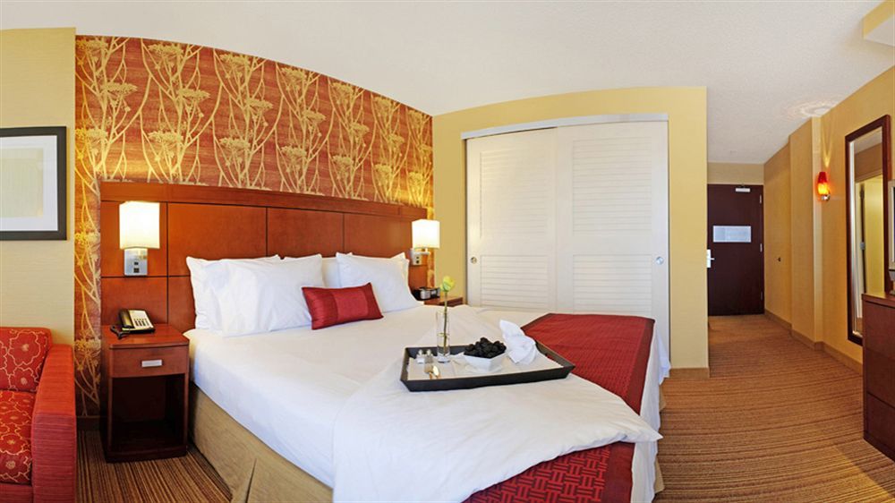 Courtyard By Marriott Bethesda Chevy Chase Otel Dış mekan fotoğraf